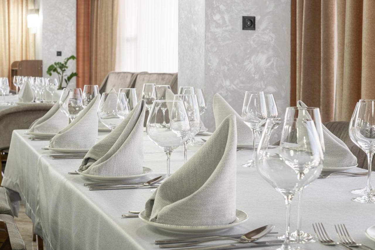 Mir Luxe Plaza Hotel Tasjkent Eksteriør billede