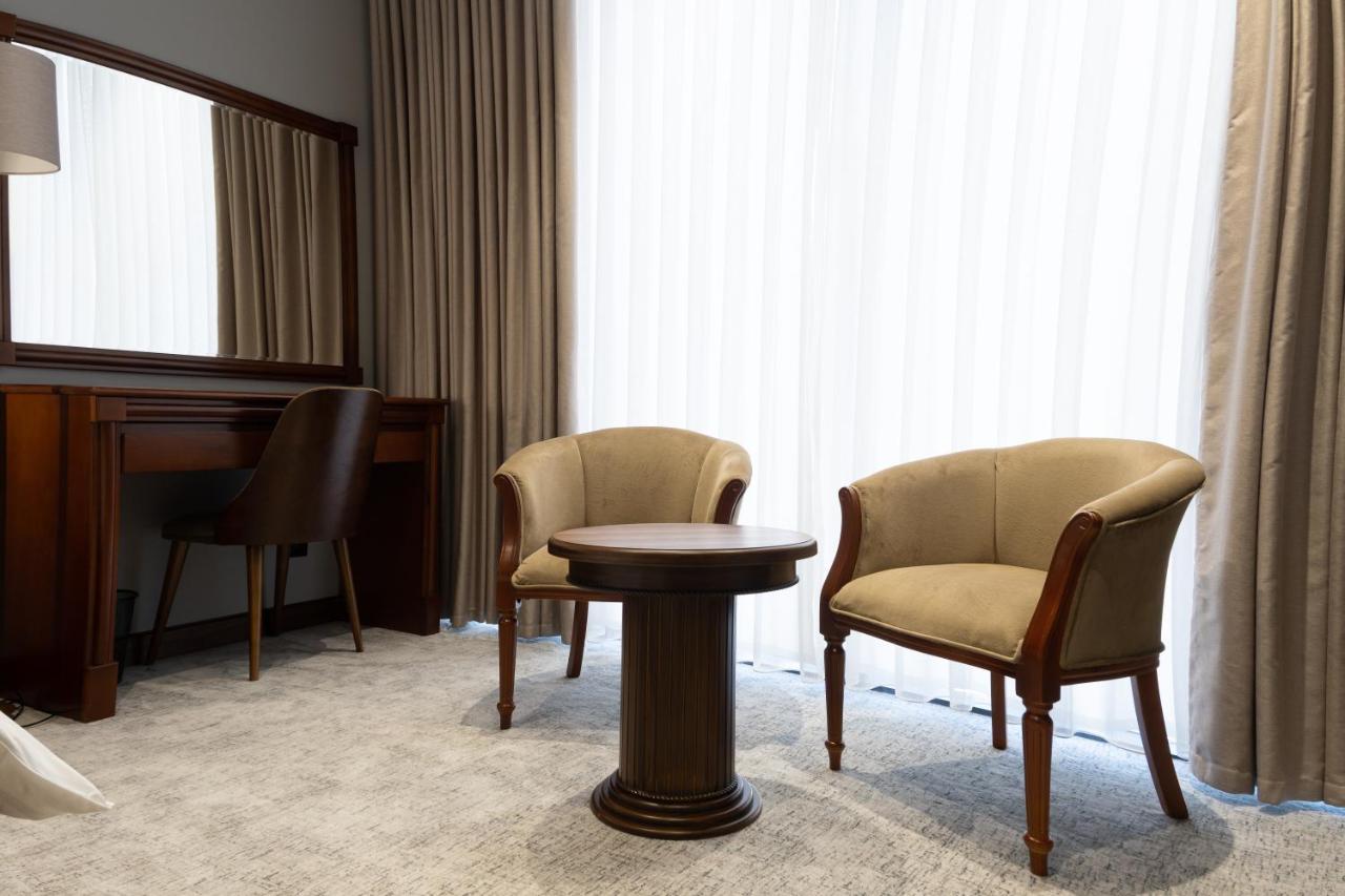 Mir Luxe Plaza Hotel Tasjkent Eksteriør billede