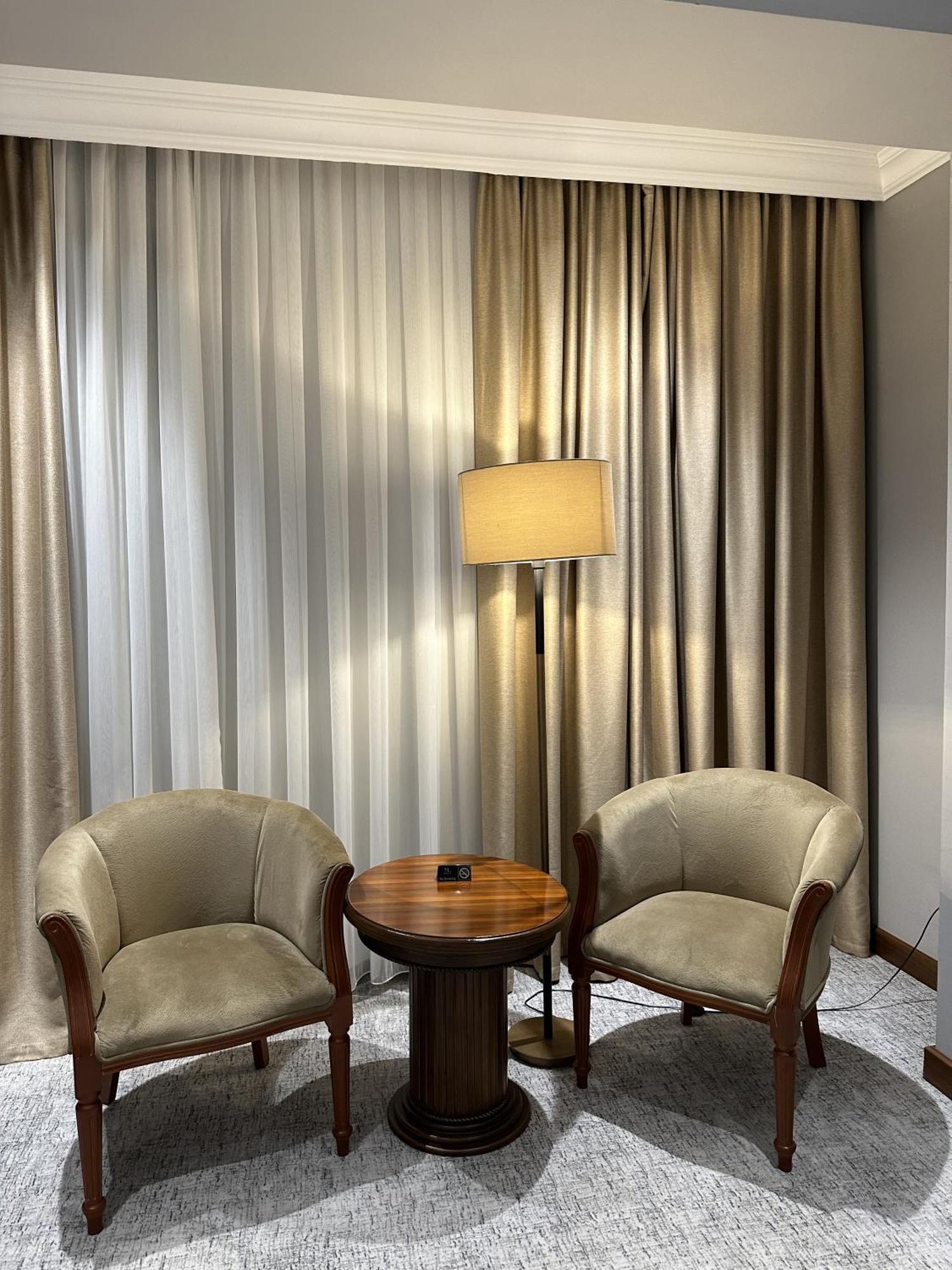 Mir Luxe Plaza Hotel Tasjkent Eksteriør billede